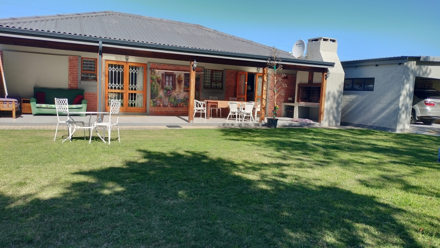 2 Bedroom Property for Sale in Groot Brakrivier Central Western Cape